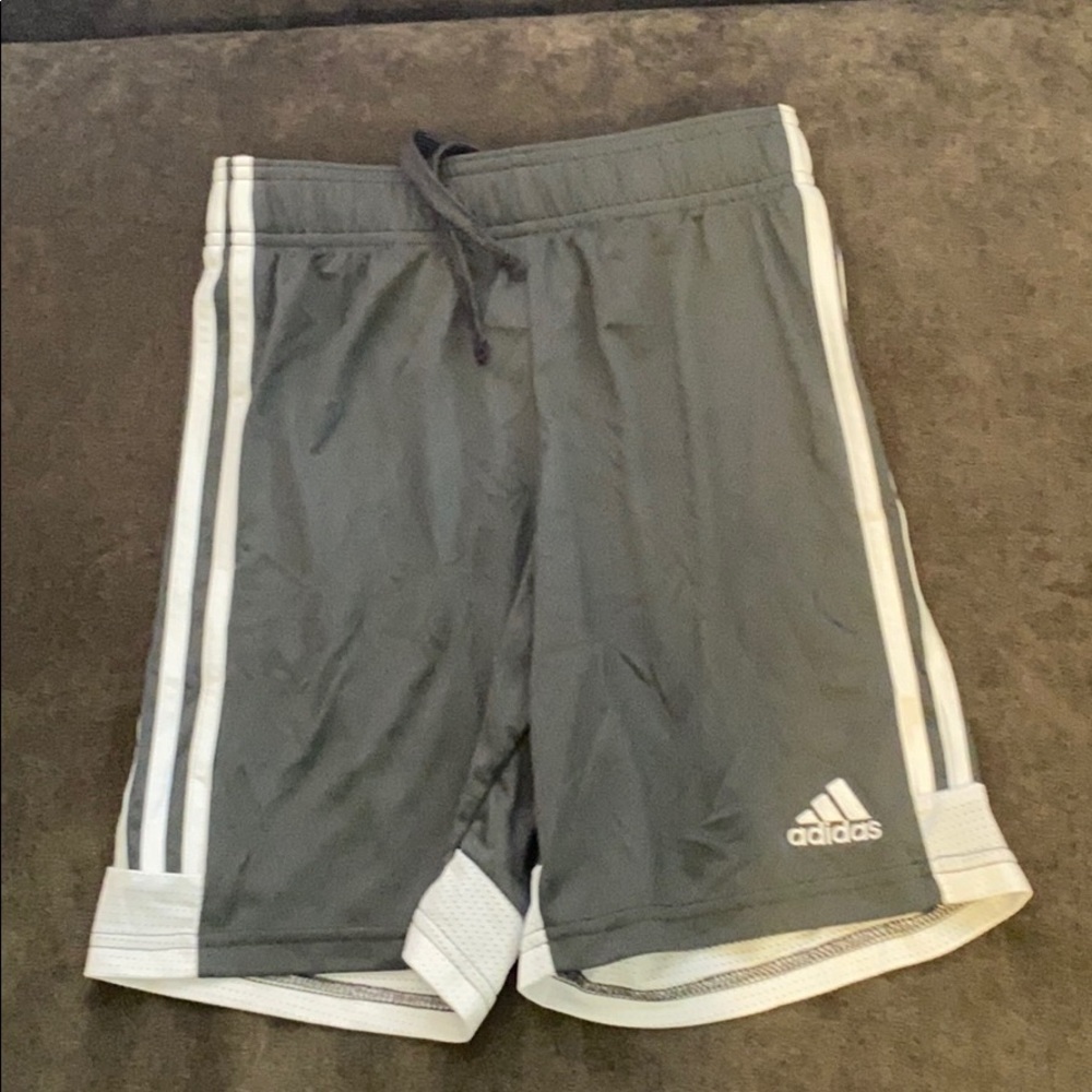 Adidas shorts youth medium